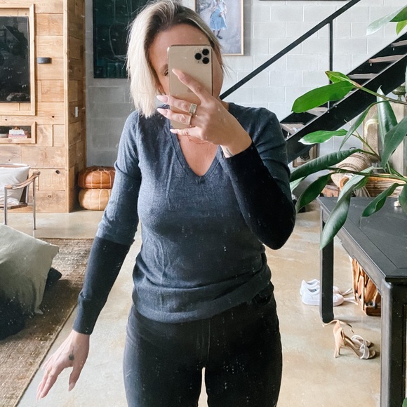 Two toned long sleeved knit with accent arm detail - Picture 2 of 3